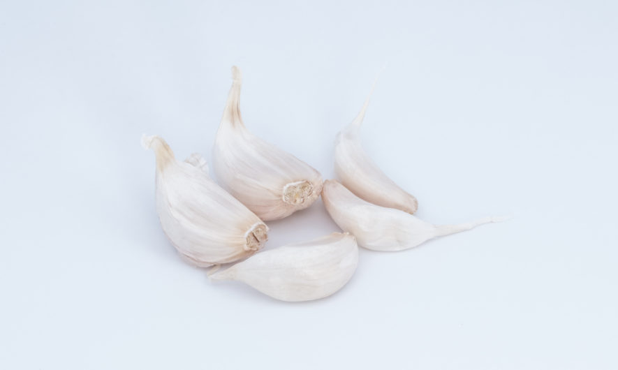 Assaisonnement à l'ail et au tahini