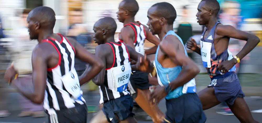 Course à pied : pourquoi les Kenyans dominent la piste