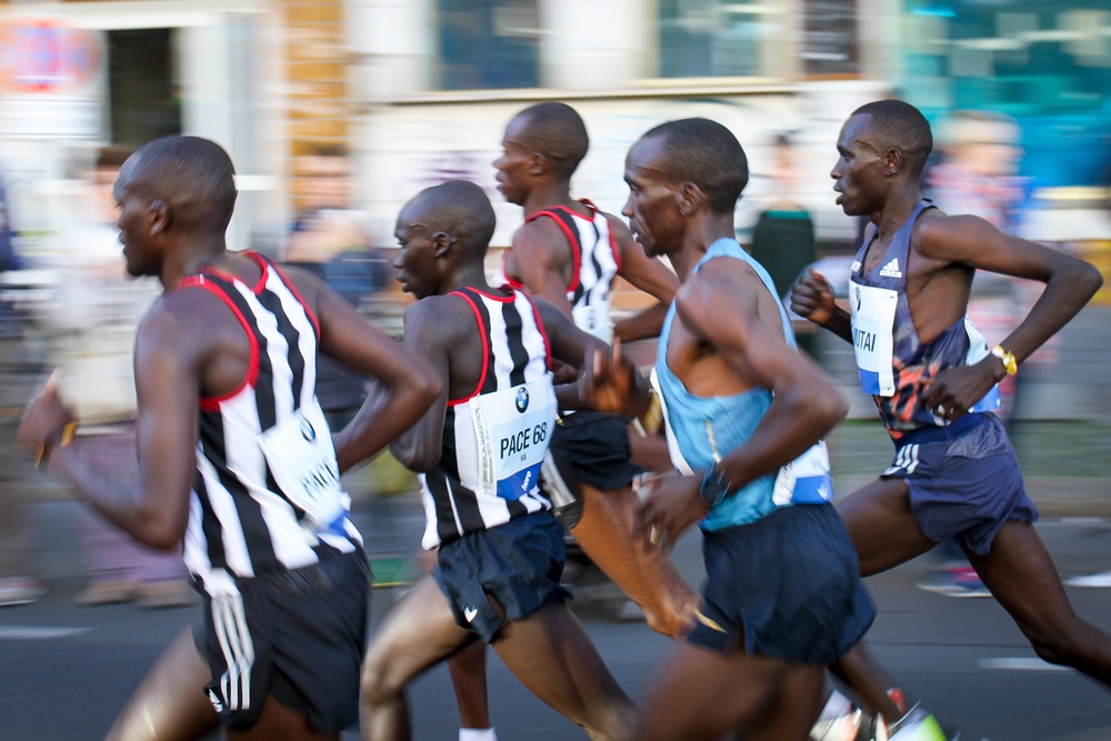 Course à pied : pourquoi les Kenyans dominent la piste